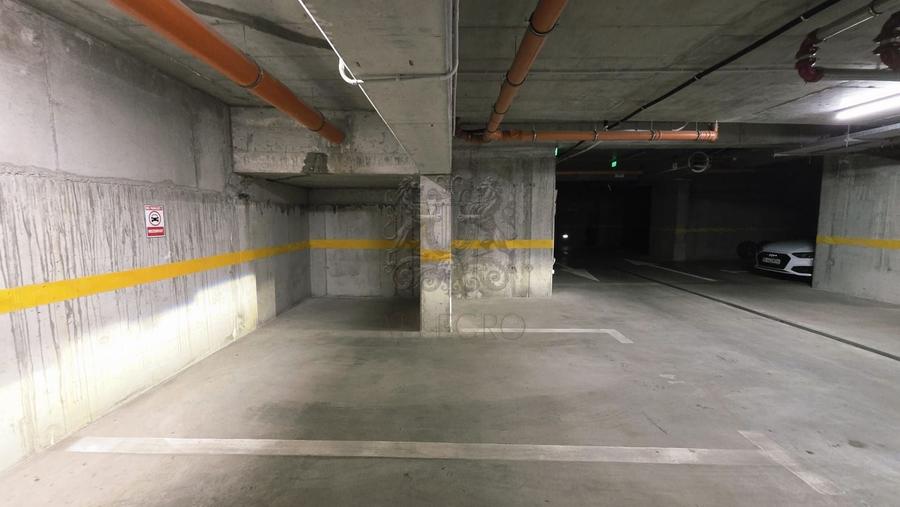 Apartament cu 3 camere decomandat, mobilat în Sisești