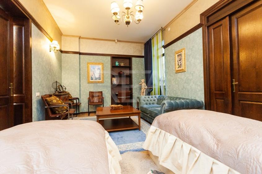 Apartament cu 6 camere decomandat, mobilat în Armeneasca