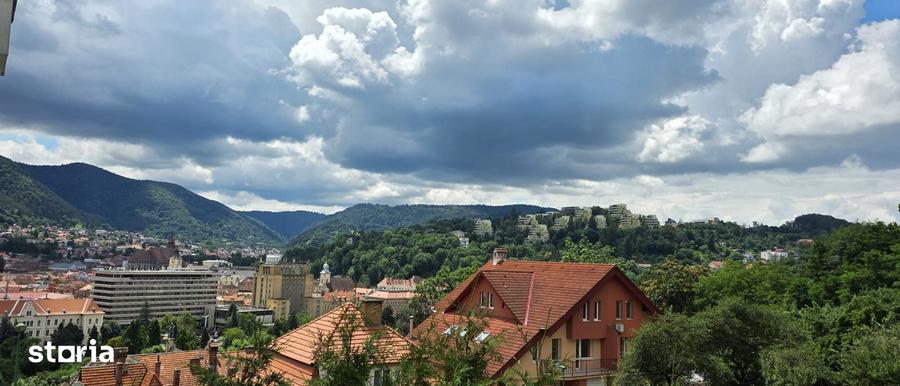 Apartament cu 3 camere în Centrul Istoric