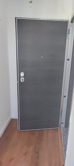 Penthouse cu 3 camere nedecomandat în Titan