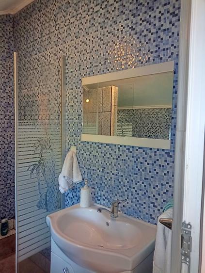 Apartament cu 2 camere decomandat în Pârneava