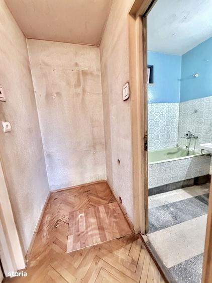 Apartament cu 2 camere nedecomandat în Tudor