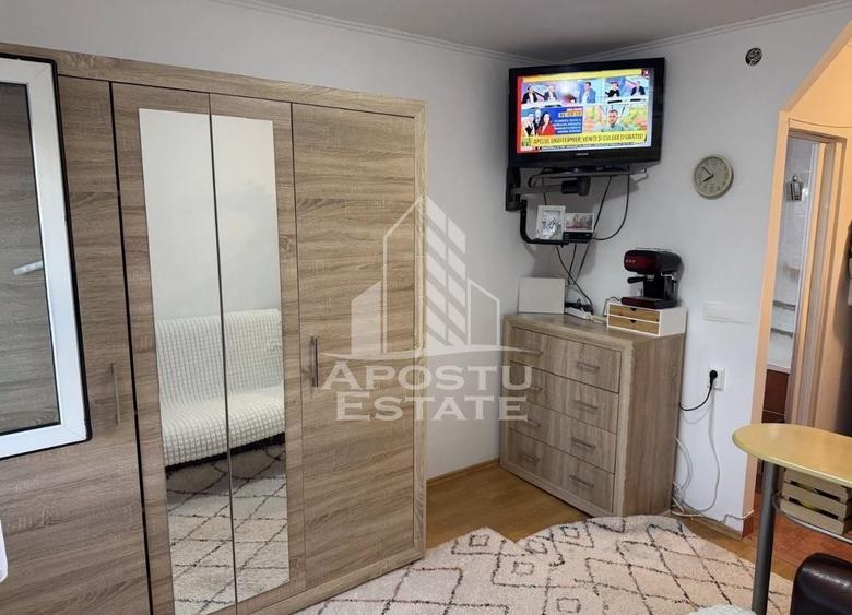 Garsonieră nedecomandată, mobilată în Lipovei
