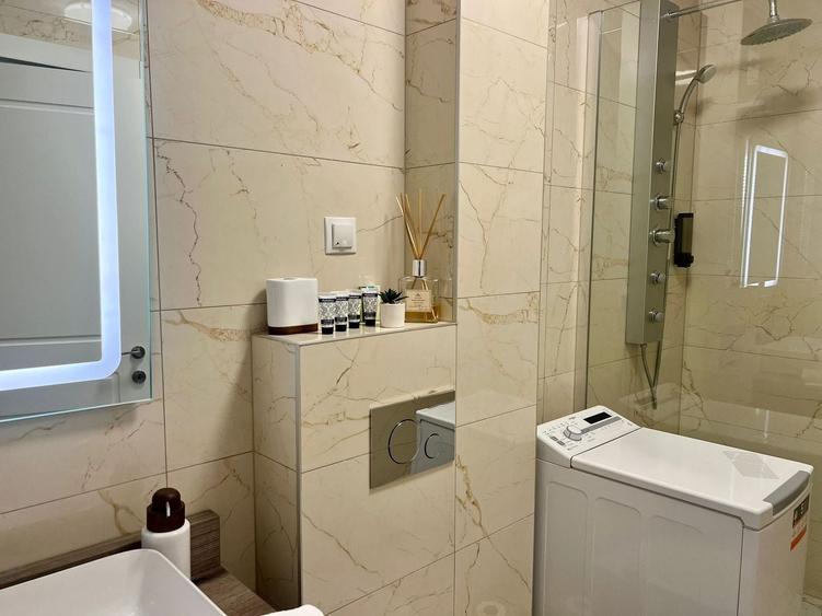 Apartament cu 2 camere semidecomandat, mobilat în Dâmbul Rotund