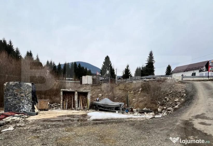 Teren în Colibița