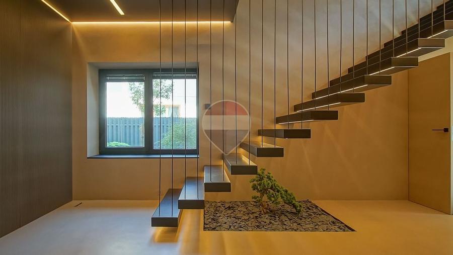 Casă cu 3 camere cu Teren 230 Mp în Bartolomeu