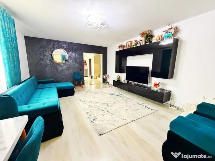 Casă cu 5 camere cu Teren 400 Mp în Trivale