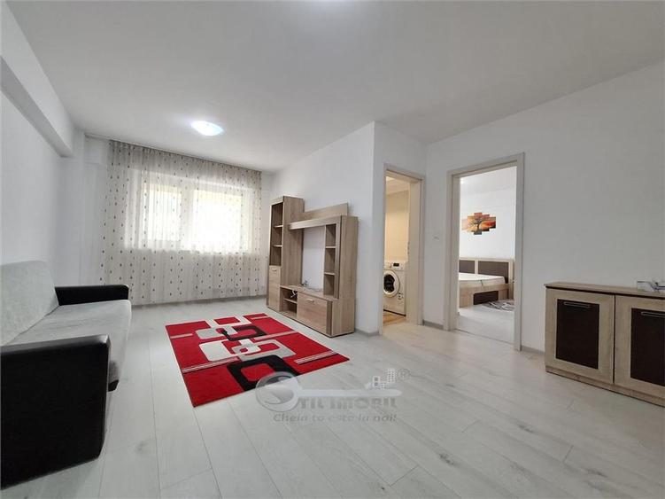 Apartament cu 2 camere semidecomandat, mobilat în Cug