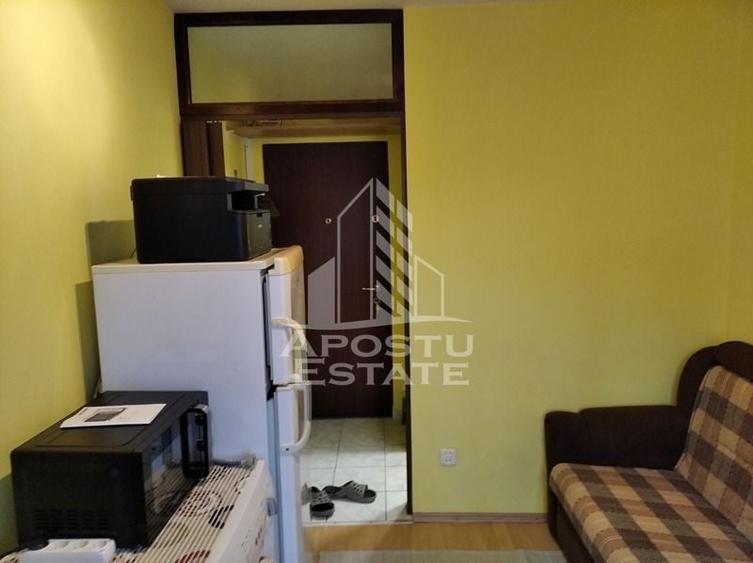 Garsonieră nedecomandată în Complex Studențesc