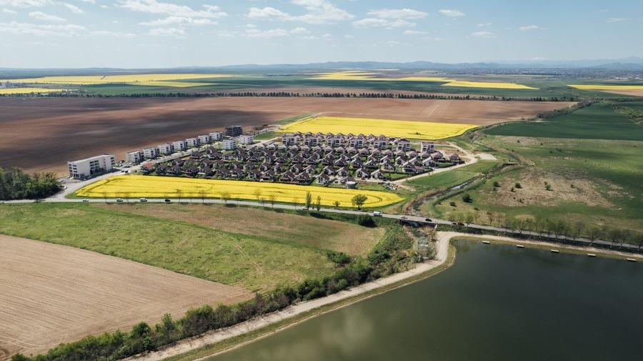 Casă individuală cu 3 camere cu Canalizare în Exterior Nord