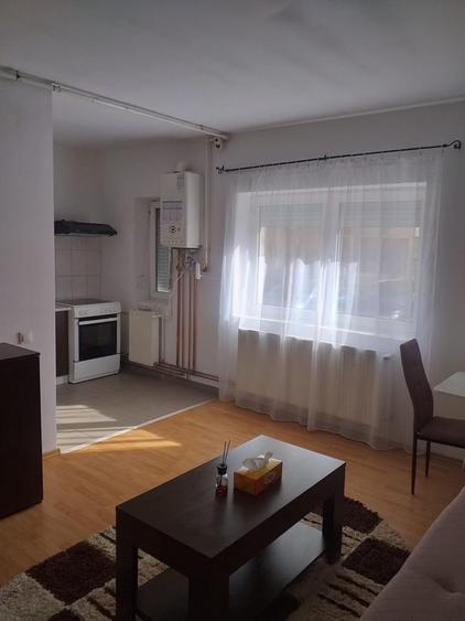 Garsonieră decomandată în Exterior Vest