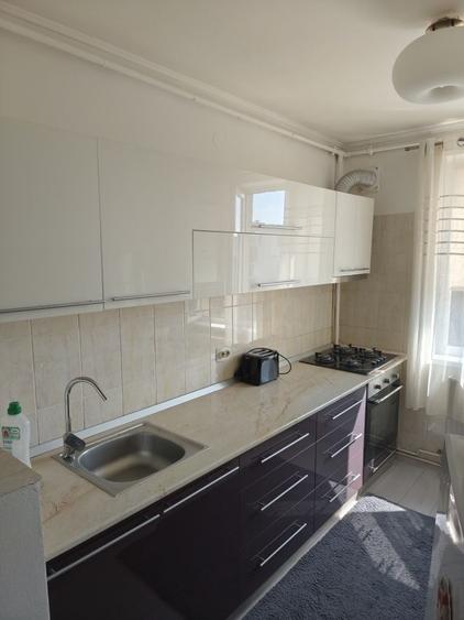 Apartament cu 2 camere semidecomandat în Micro 1