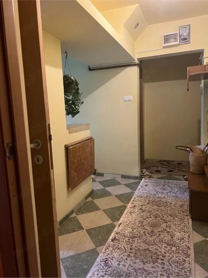 Apartament cu 3 camere semidecomandat în Exterior Vest