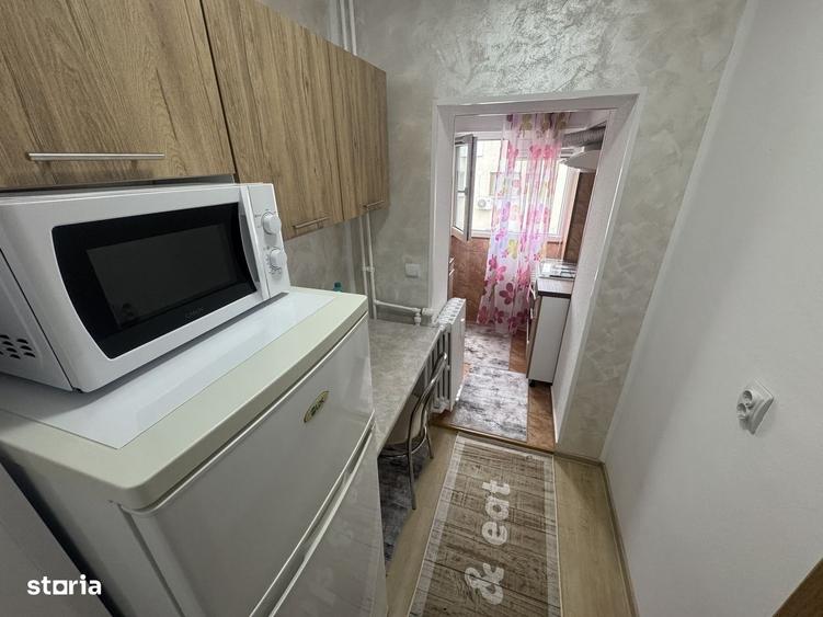 Garsoniera Renovata Total zona Inel 2 cu Gaze pe Scara - 1