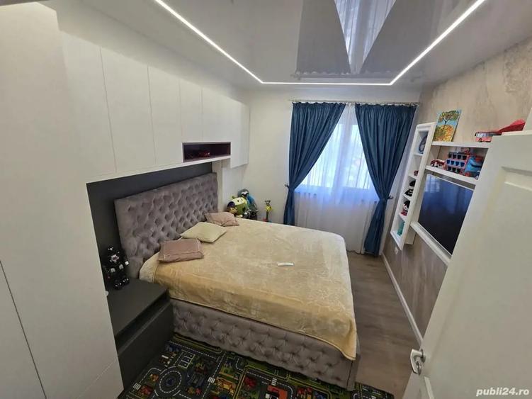 Apartament cu 3 camere decomandat în Central