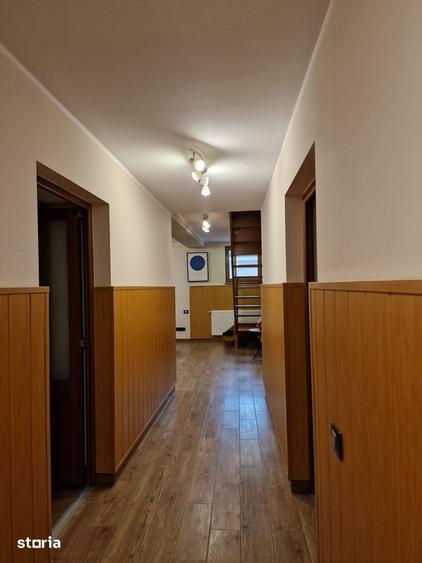 Casă cu Teren 906 Mp în Central