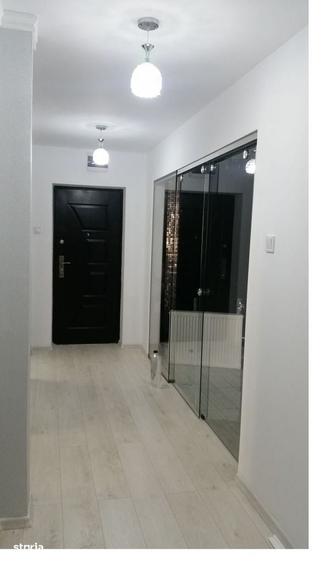 Apartament cu 3 camere decomandate, G. Enescu - 1