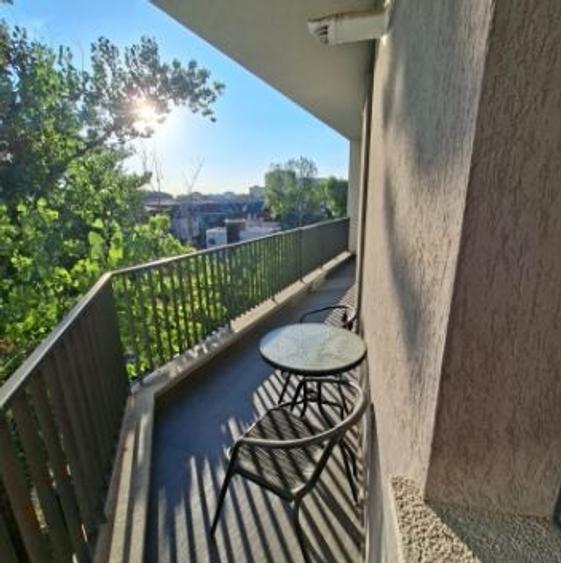 Apartament cu 2 camere semidecomandat, mobilat în Titan