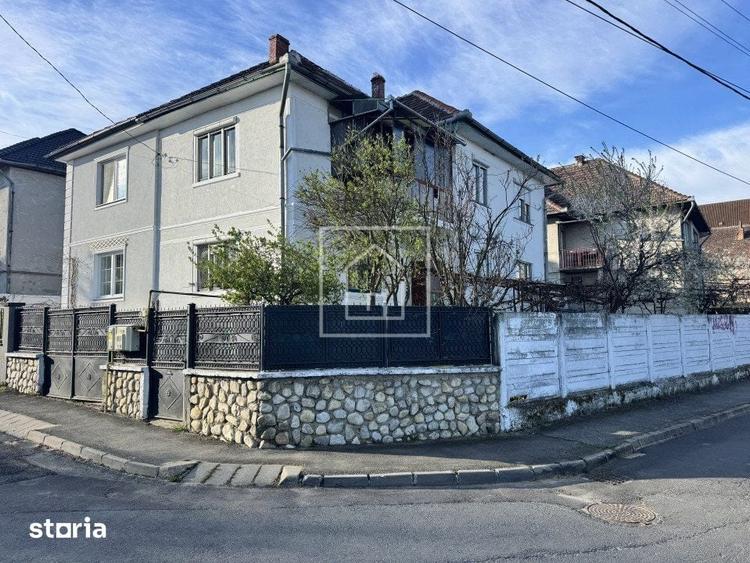 Casă cu 4 camere cu Teren 198 Mp în Valea Aurie