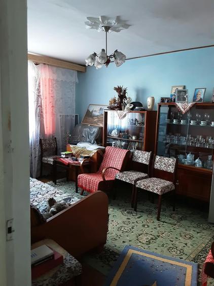 Apartament cu 3 camere decomandat în Mărăței