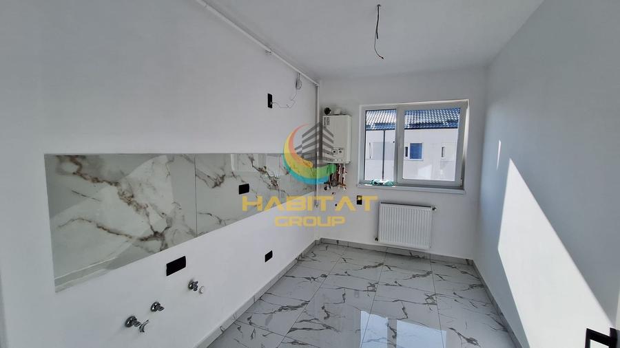 Apartament cu 3 camere decomandat în Berceni