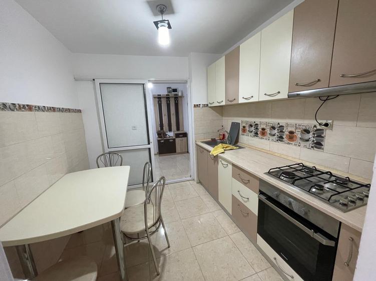 Apartament cu 2 camere decomandat, mobilat în Canta