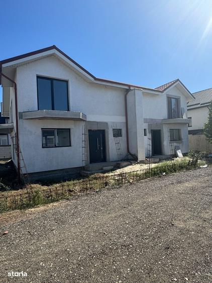 Casă cu 4 camere cu Teren 250 Mp în Central