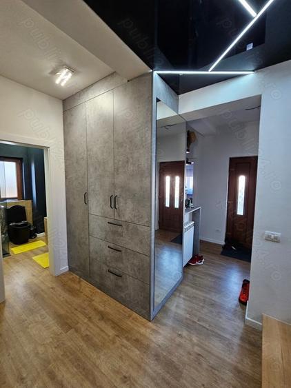 Casă cu 6 camere cu Teren 600 Mp în Moșnița Nouă