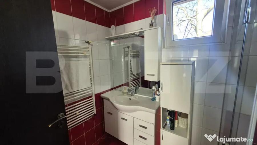 Casă cu 5 camere cu Teren 1487 Mp în Lazuri