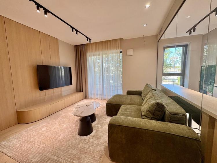 Apartament cu 2 camere decomandat, mobilat în Aviației