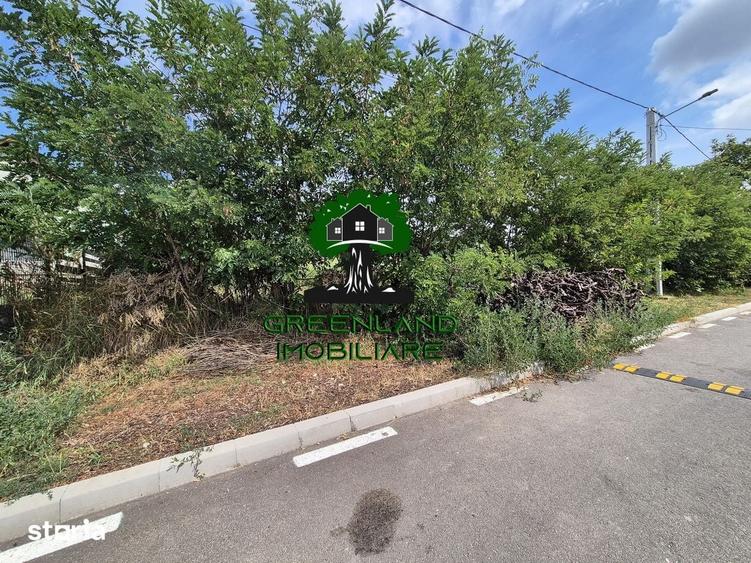 Teren de 2000 mp, în Aroneanu