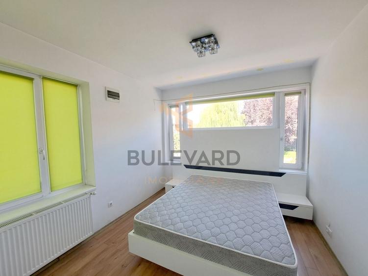 Duplex cu 4 camere cu Canalizare în Europa