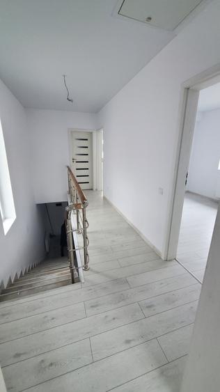 Casă individuală cu 4 camere cu Canalizare în Haliu