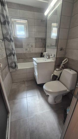 Apartament cu 2 camere decomandat în Exterior Vest