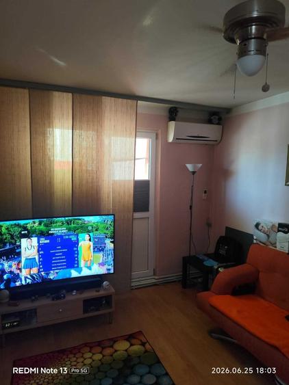 Apartament cu 3 camere semidecomandat în Ultracentral