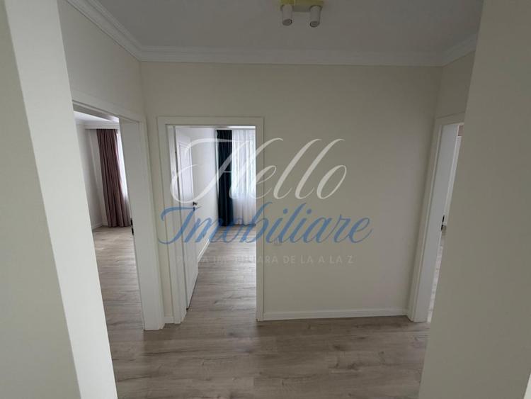 Apartament cu 4 camere decomandat în Florești
