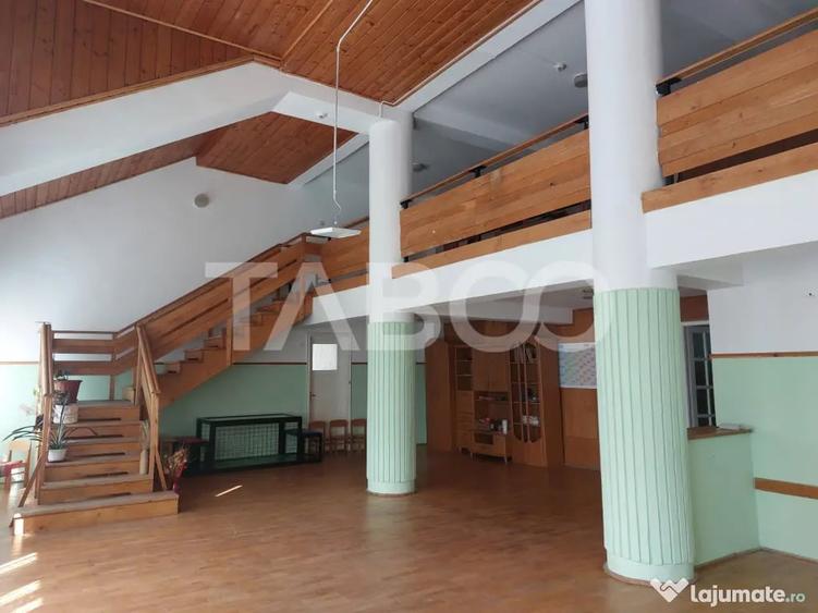 Spațiu comercial, de 673 mp, în Central
