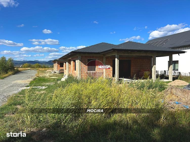 Casă cu 4 camere cu Teren 550 Mp în Recea