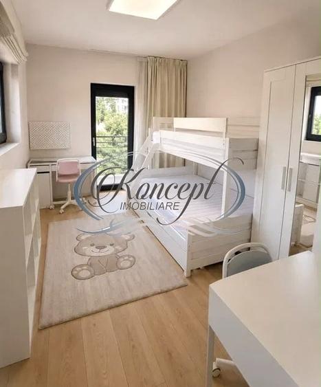 Apartament cu 3 camere semidecomandat, mobilat în Borhanci