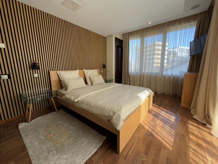 Apartament cu 3 camere în Iancu Nicolae