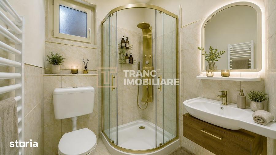 Apartament cu 8 camere în Central