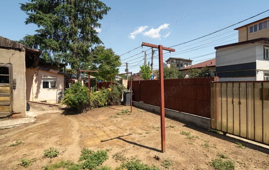 Casă cu Teren 264 Mp în Eroii Revoluției