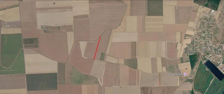 Teren de 15000 mp, în Corbu