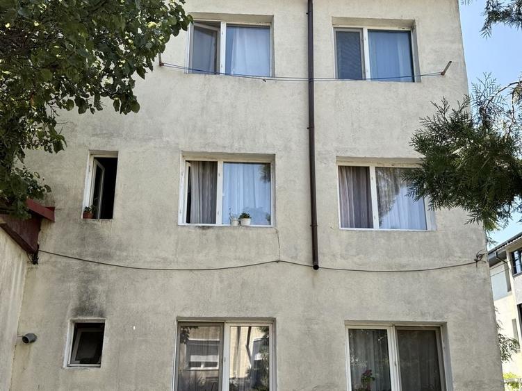 Apartament cu 2 camere nedecomandat în Central
