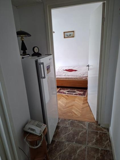 Apartament cu 2 camere decomandat în 1 Mai