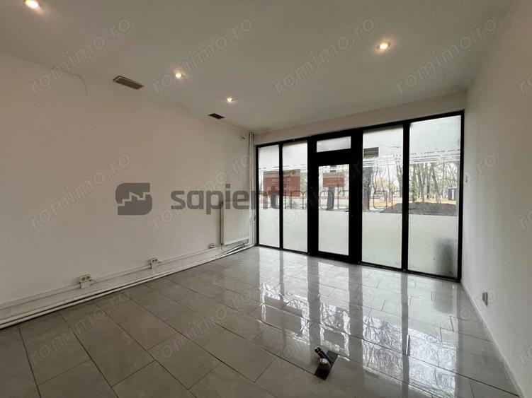 Spațiu comercial, de 32 mp, în Cantemir