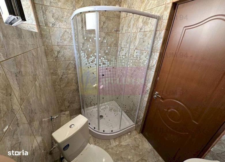 Casă cu 4 camere cu Teren 220 Mp în Vitan