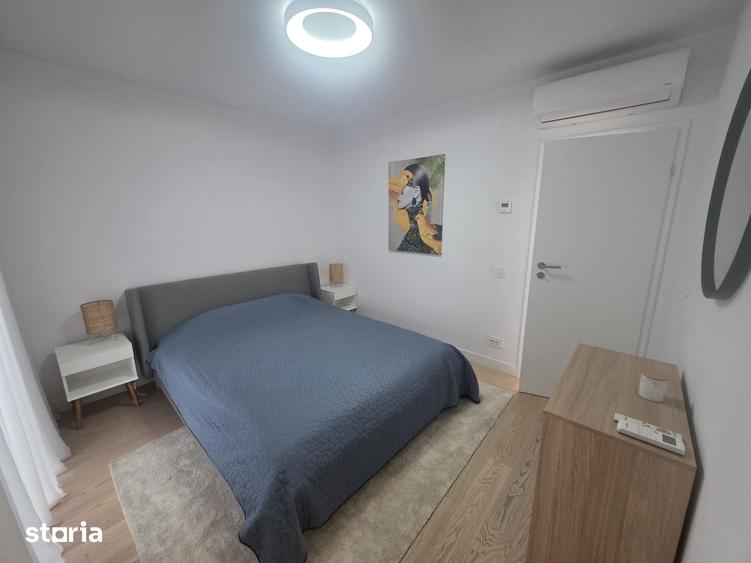 Casă cu 6 camere cu Teren 200 Mp în Central