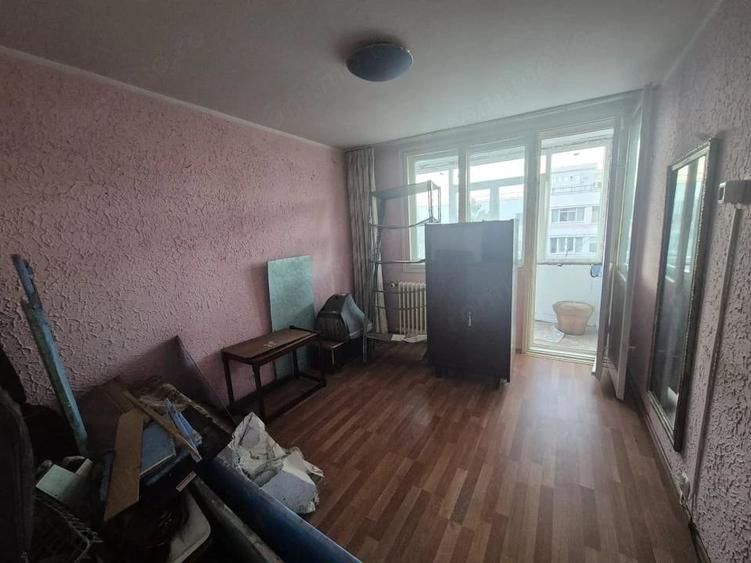 apartament 3 camere langa Metrou 1 Decembrie - 4