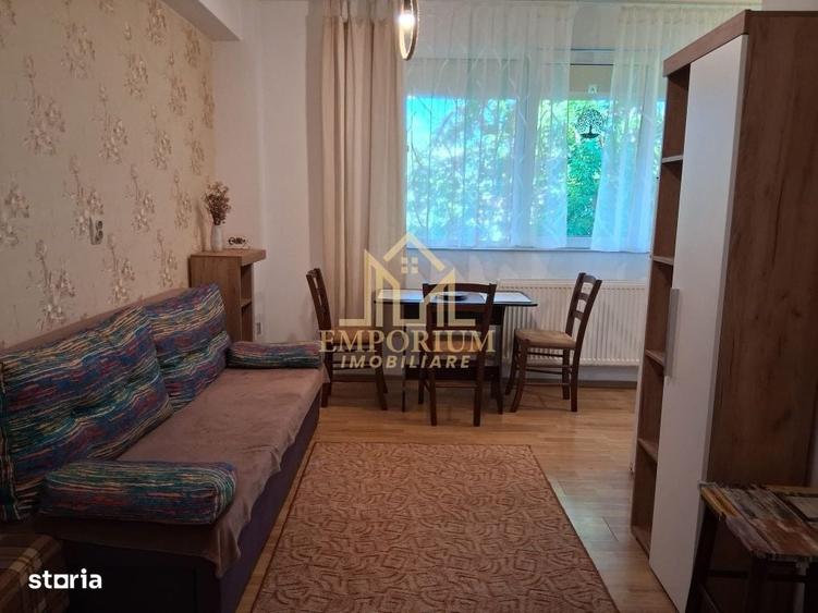 Apartament cu 2 camere semidecomandat în Borhanci